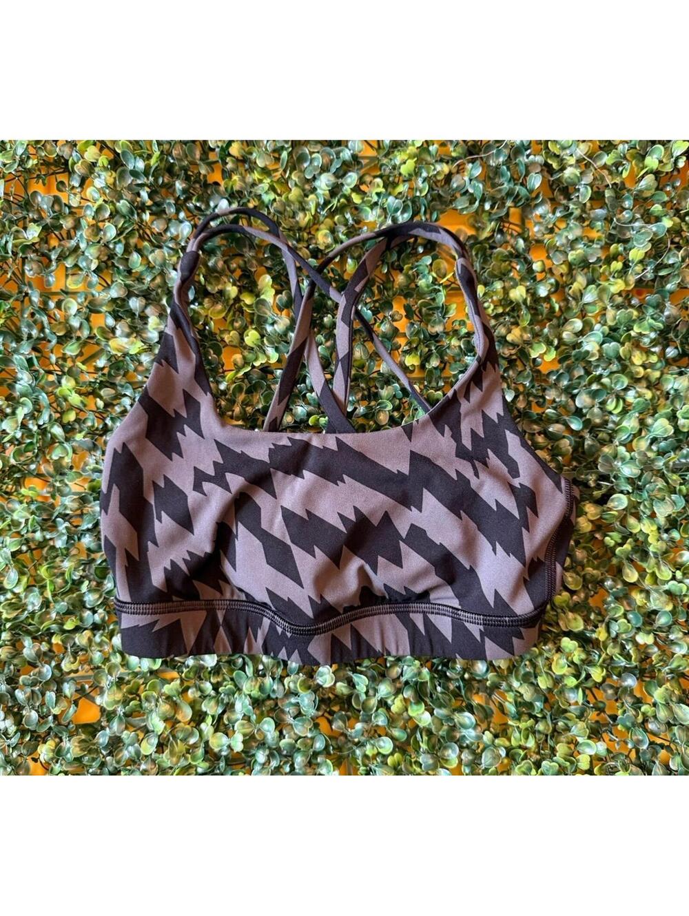 Lululemon Energy Sports Bra Voltage Graphite Gray Black size 2
